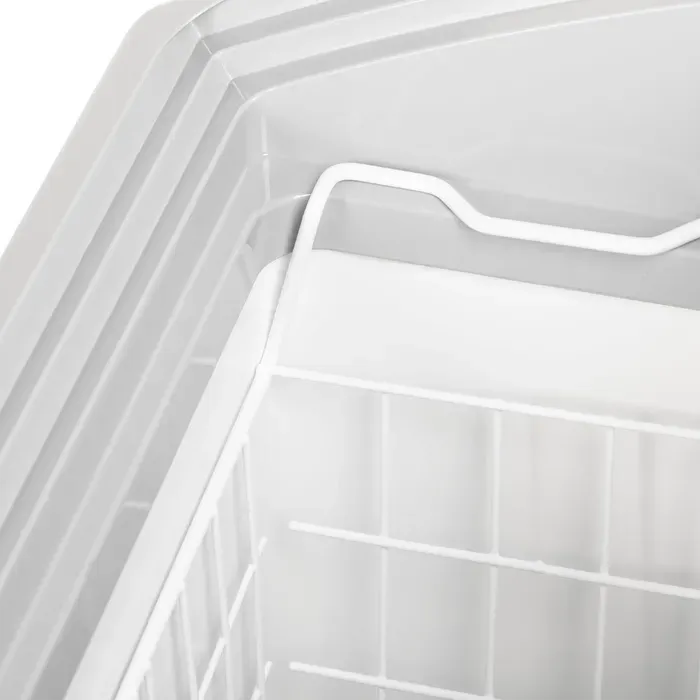 elegante_congelador_horizontal_con_tapas_correderas_de_cristal_curvo_5.webp