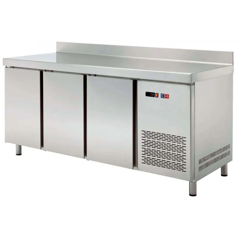 mesa_gn1_refrigerada_4_puertas_fondo_700_de_2242_x700_x850h_mm_cordoba_trch-225_0.webp
