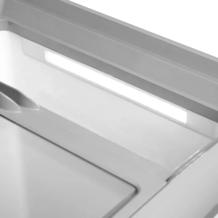 arcón_congelador_con_toldo_iluminado_2.webp
