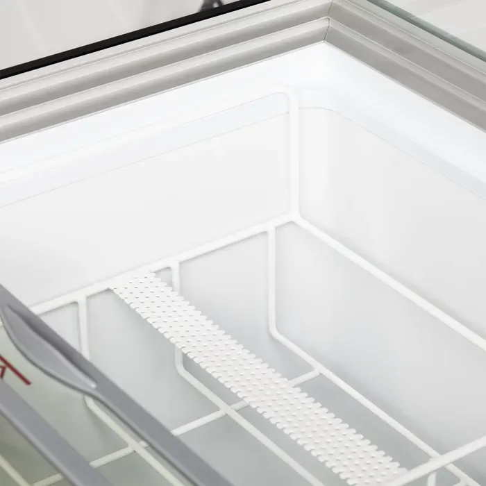 vitrina_para_helados_con_mostrador_2.webp